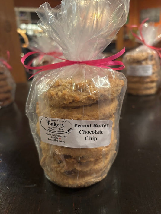 Peanut Butter Chocolate Chip Cookies - 6 pack